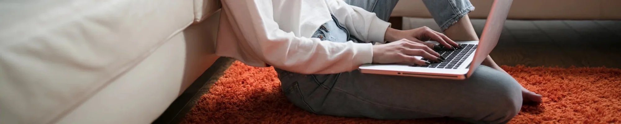 Contacting The Wholesale Flooring Co online